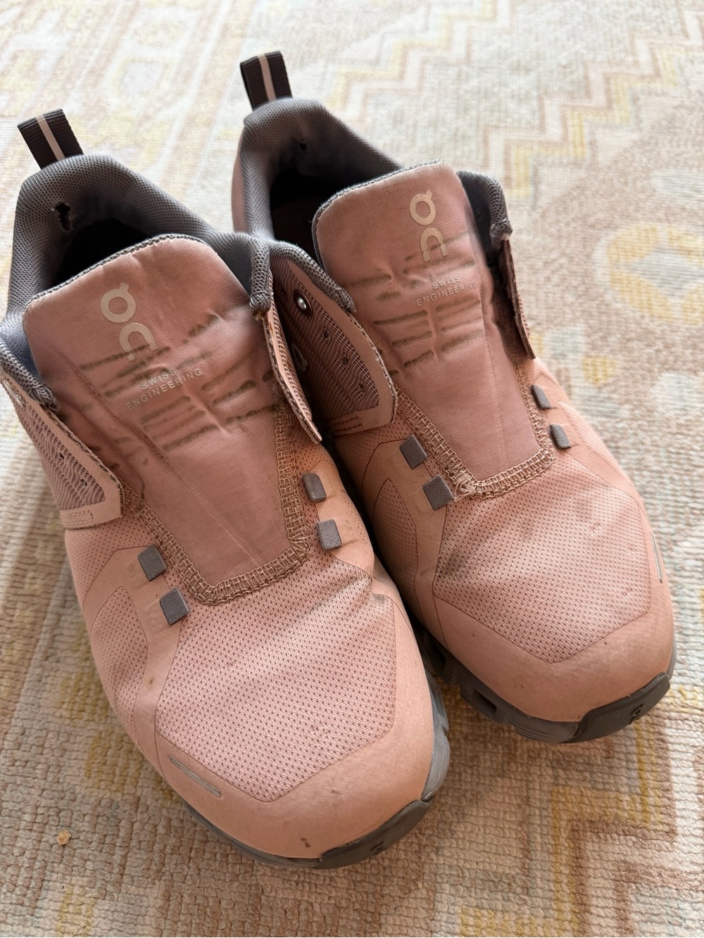 On Cloud 5 Waterproof Sneakers